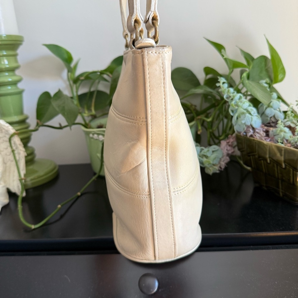COACH Vintage Tribeca Shoulder Bag in Bone Leather - Picture 4 of 11